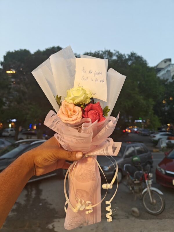 Sweet Message Small Bouquet