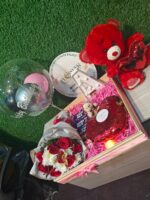 LEVEL UP LOVE BASKET